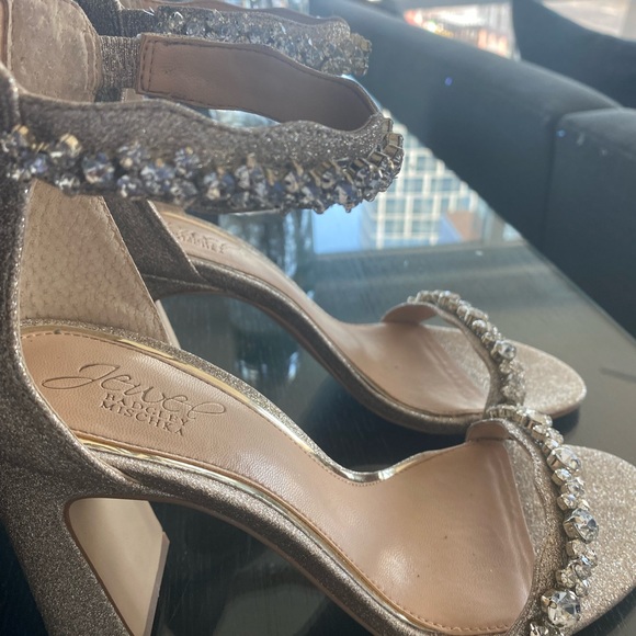 Diamond Heels - Picture 5 of 6